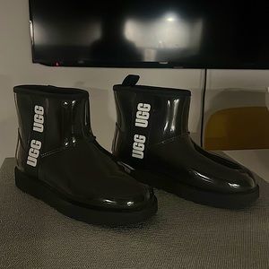 COPY - UGG Classic Clear Mini